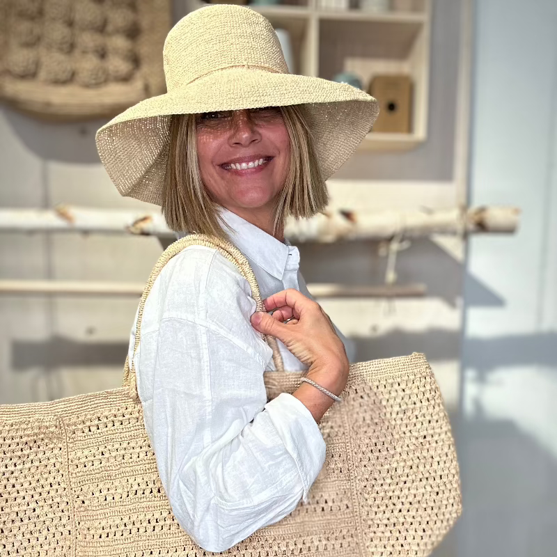 Sommerhat med stor skygge - 100% raffia