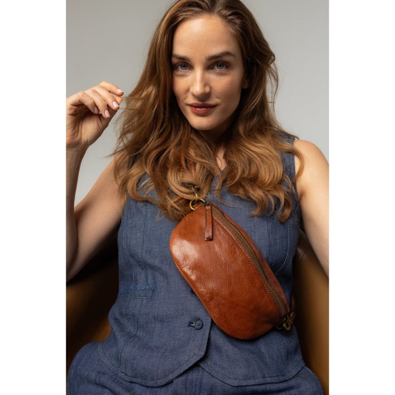 Bumbag - Gisela - Walnut - Nordic Home Living