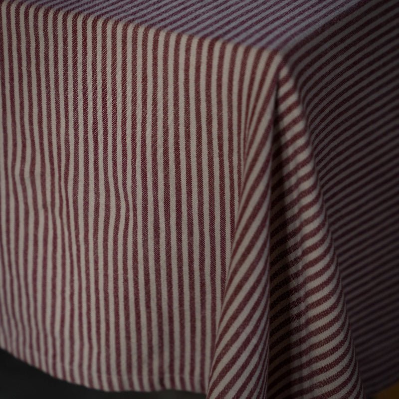 Dug - Beige/rød strib - 145x300cm - Nordic Home Living