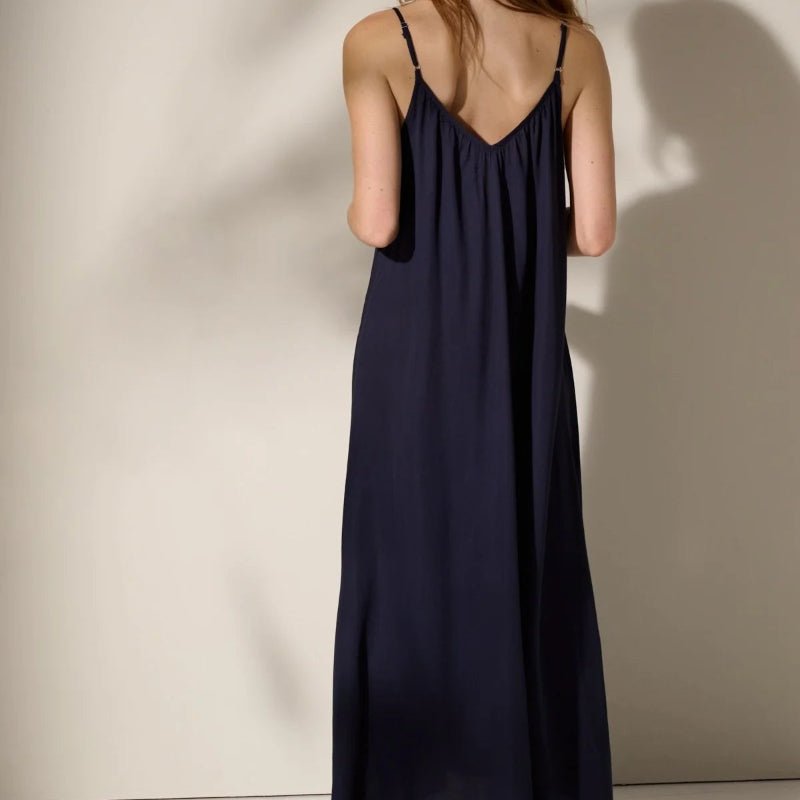 Eden dress - silky - dark navy - Nordic Home Living