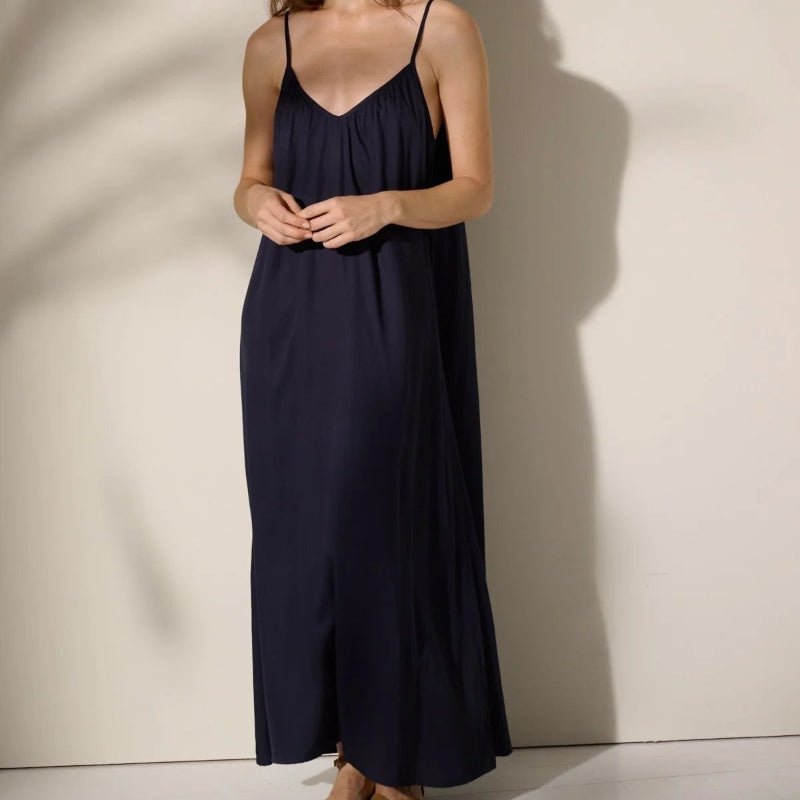 Eden dress - silky - dark navy - Nordic Home Living