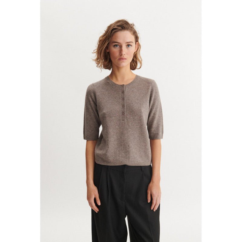 Granddad T-shirt - Selem - Dark sand - Nordic Home Living