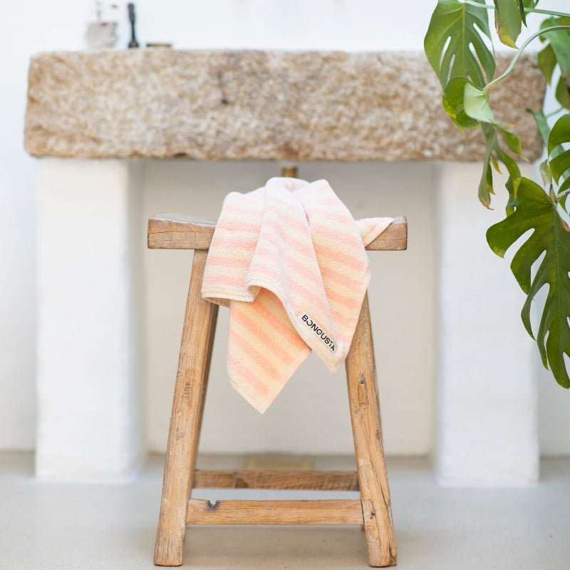 Håndklæde - Naram - Tropical & Creme - Nordic Home Living