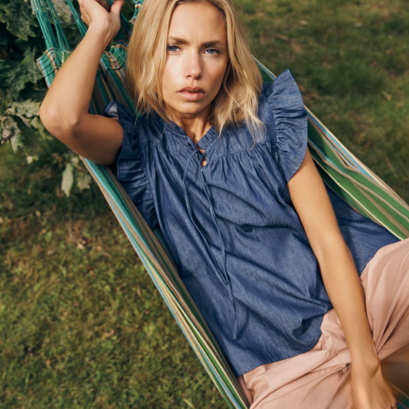 Joy top - Blue Denim - KOMMER SNART! - Nordic Home Living