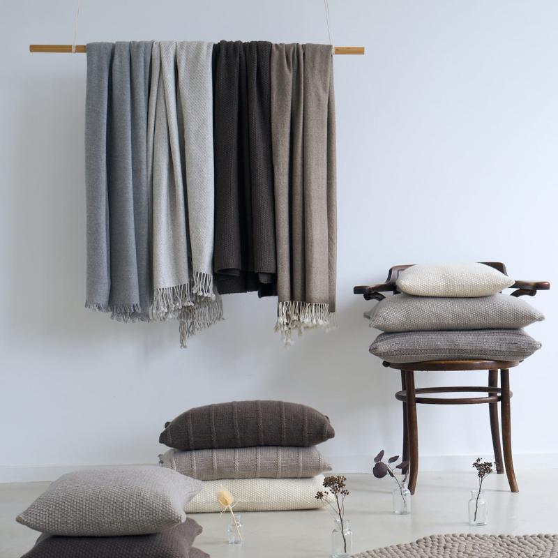 Plaid - Susan - Light Grey - 130x180 cm | Care By Me - Nordic Home Living