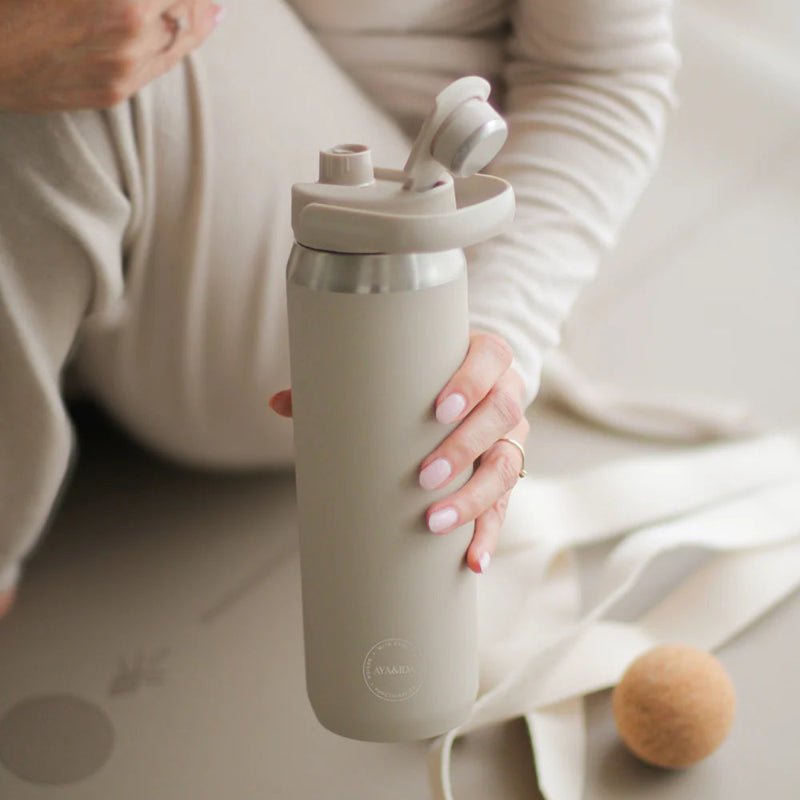 Sports bootle - 700 ml - creme beige - Nordic Home Living