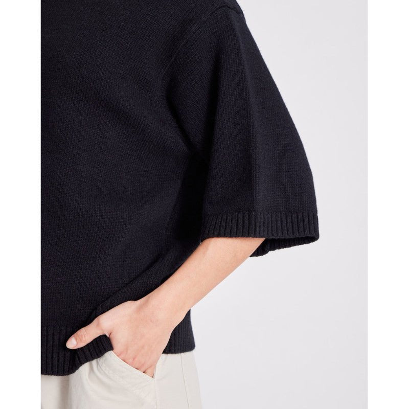 Tulle Strik - O - Neck - Black - Nordic Home Living