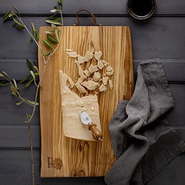 Parmesan - 425 g | Made by Mama - Nordic Home Living