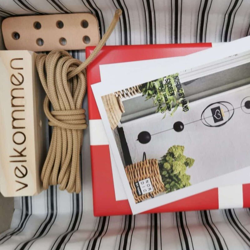 Snoren - Startpakke - m/dansk flag | Nordic by Hand - Nordic Home Living