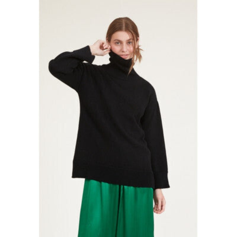 Strik - Line - Rullekrave - Sort | Basic Apparel - Nordic Home Living