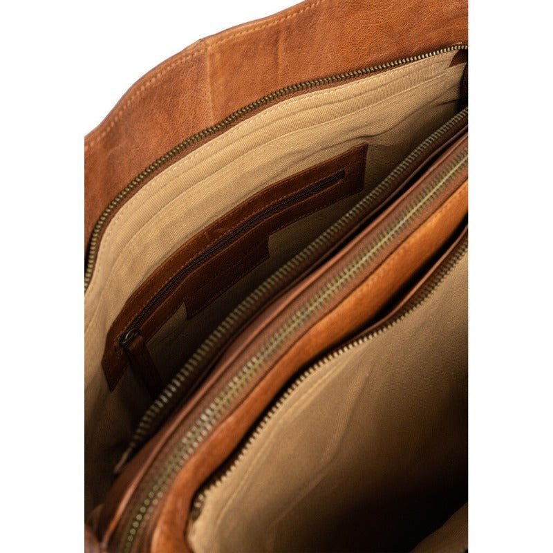 Taske - Evia - Computertaske - Walnut | RE:DESIGNED - Nordic Home Living