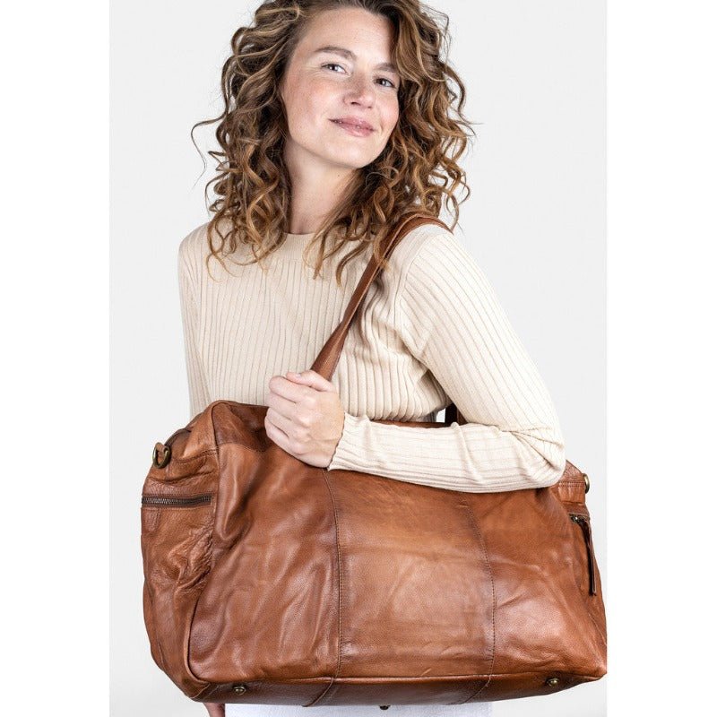 Taske - Signe - Walnut | RE:DESIGNED - Nordic Home Living