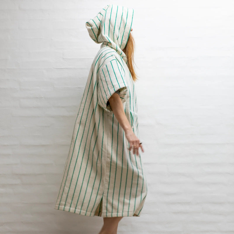 Naram - Poncho - Pure White & Grass
