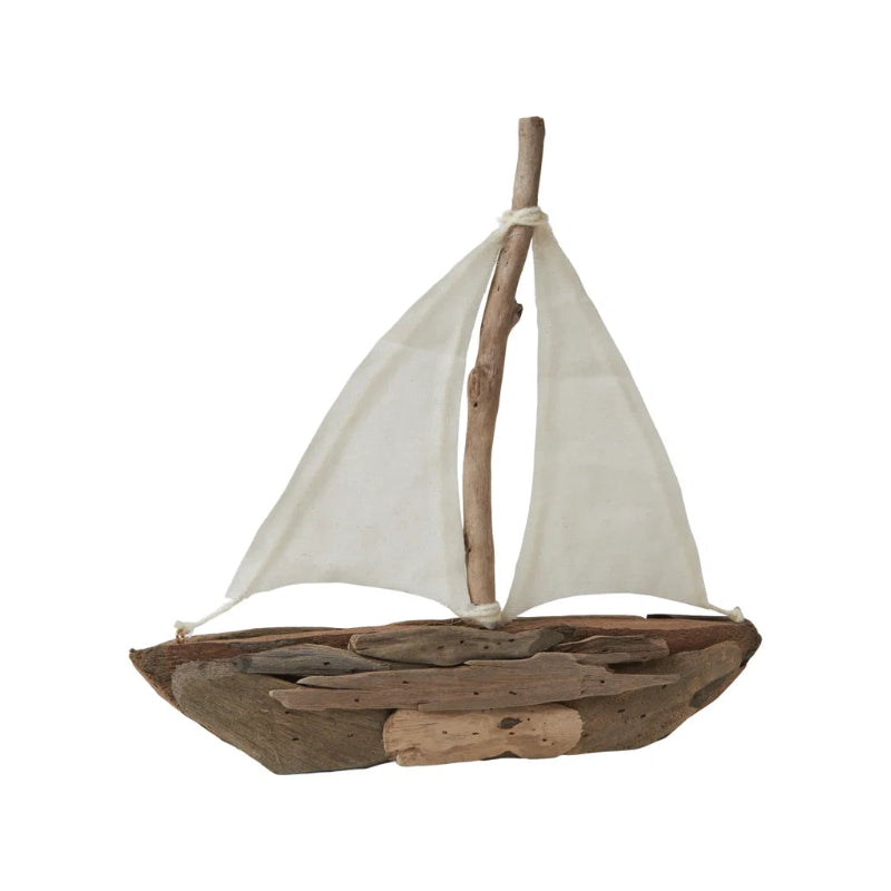 Båd med sejl - 27x5x26cm drivtømmer