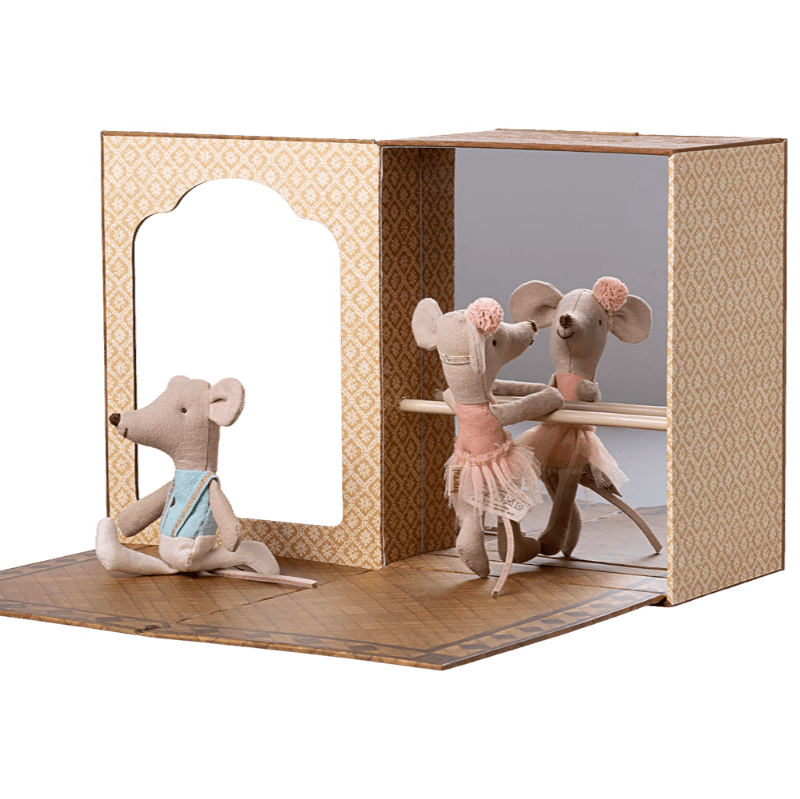 Ballet mus - i dansestudio - Nordic Home Living