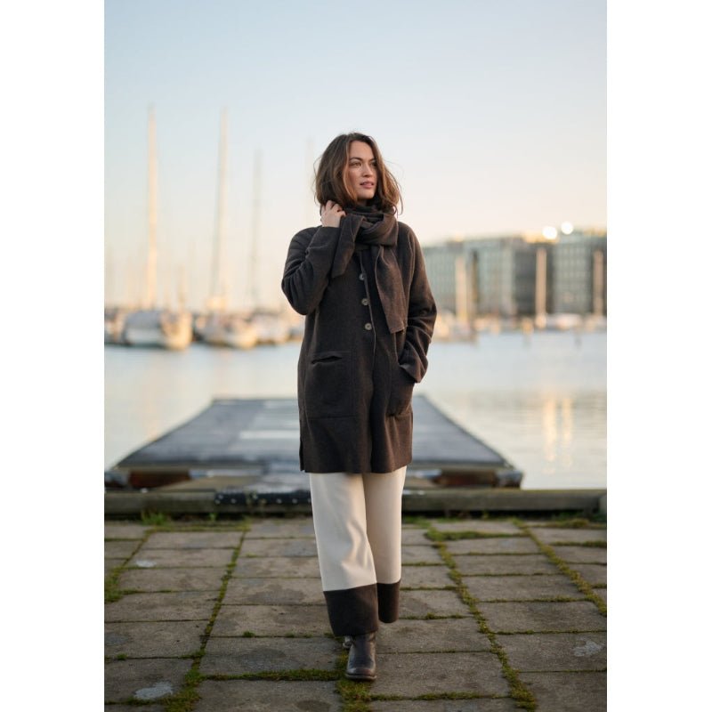 Cardigan - Chokolate - Nordic Home Living