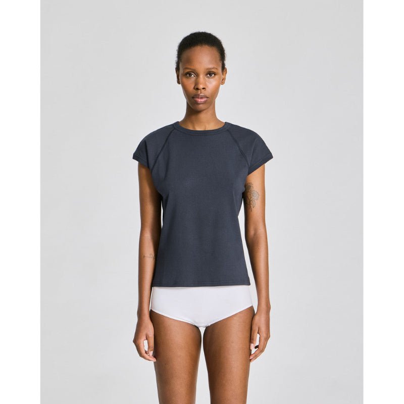 Malou - T-shirt - polar night - Nordic Home Living