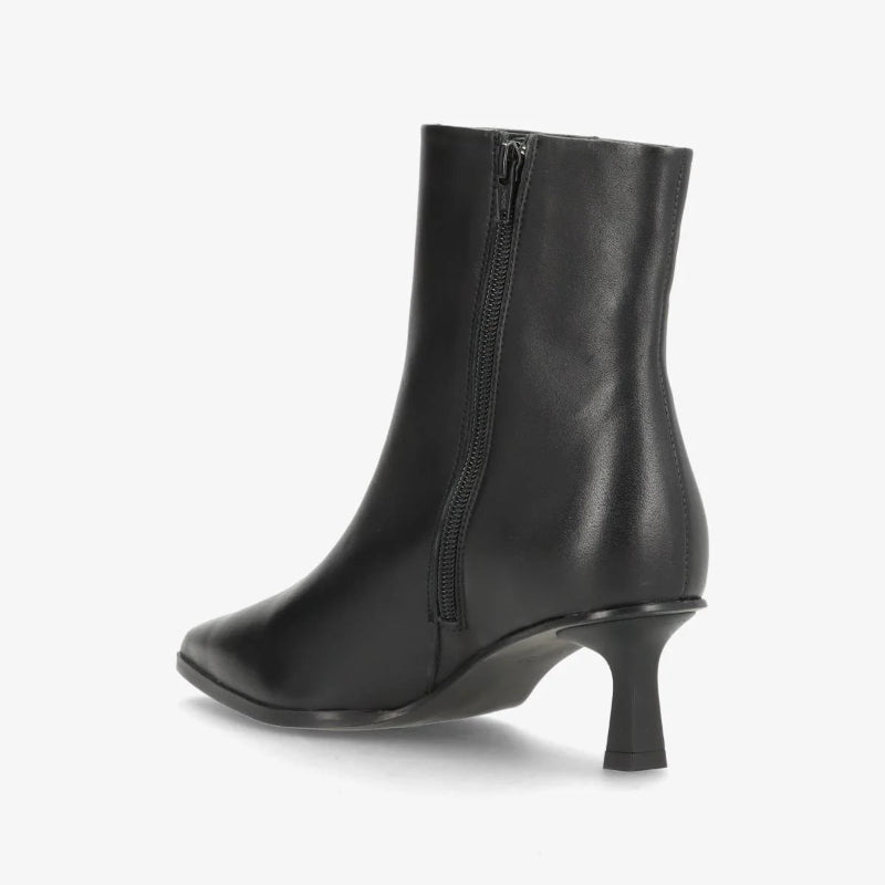 Signature - leather- black