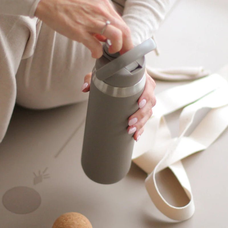 Sports bootle - 700 ml - driftwood - Nordic Home Living