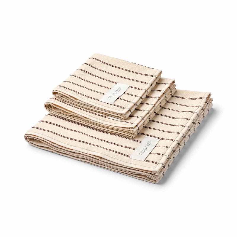 Una Towel - Brown rain