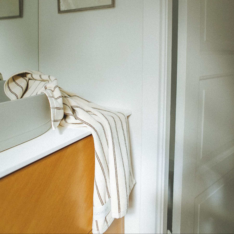 Una Towel - Brown rain