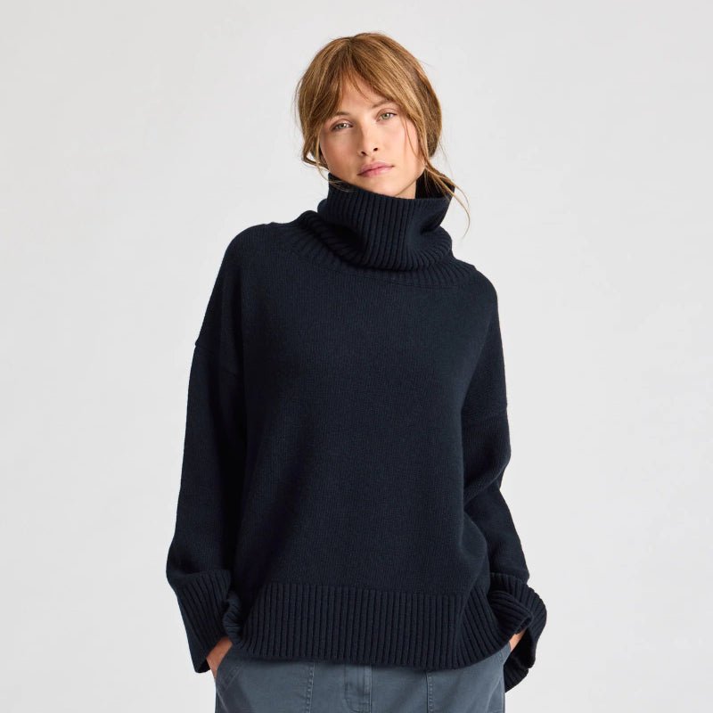 Vita Strik - Midnight blue - Nordic Home Living