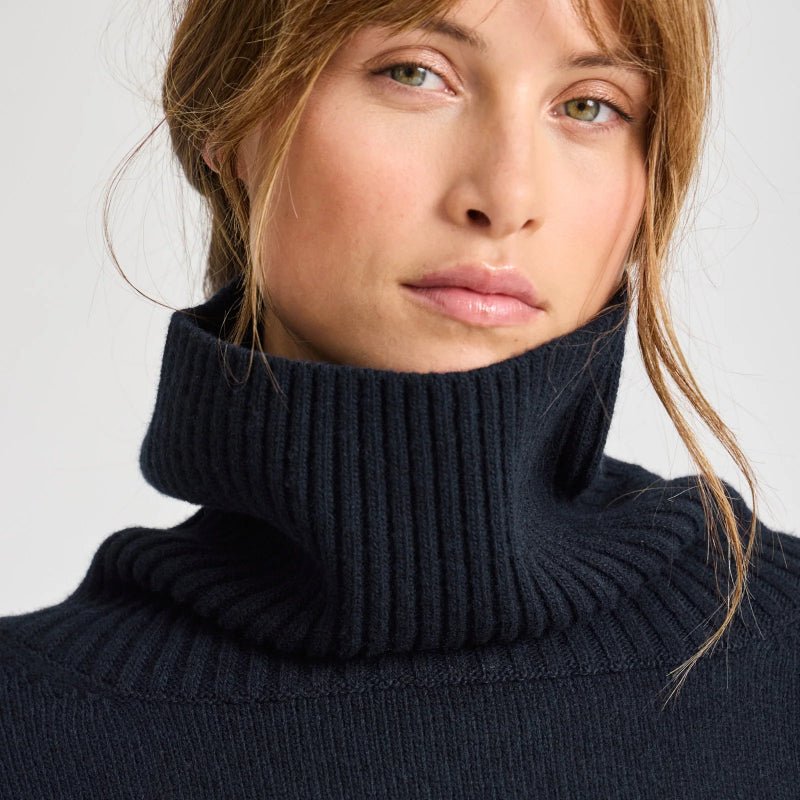 Vita Strik - Midnight blue - Nordic Home Living