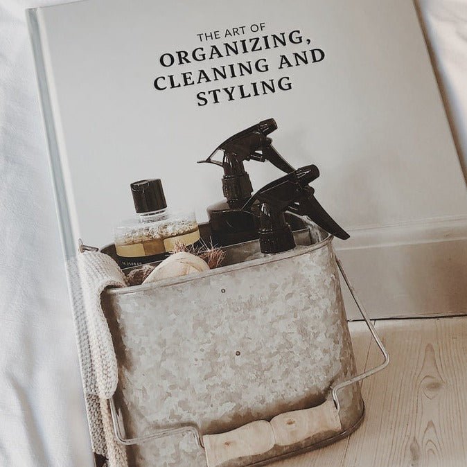 Bog - THE ART OF ORGANIZING CLEANING AND STYLING | Humdakin - Nordic Home Living