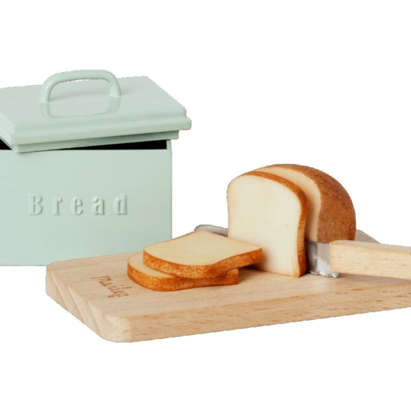 Brødboks m/ tilbehør - Dukkehus | Maileg - Nordic Home Living