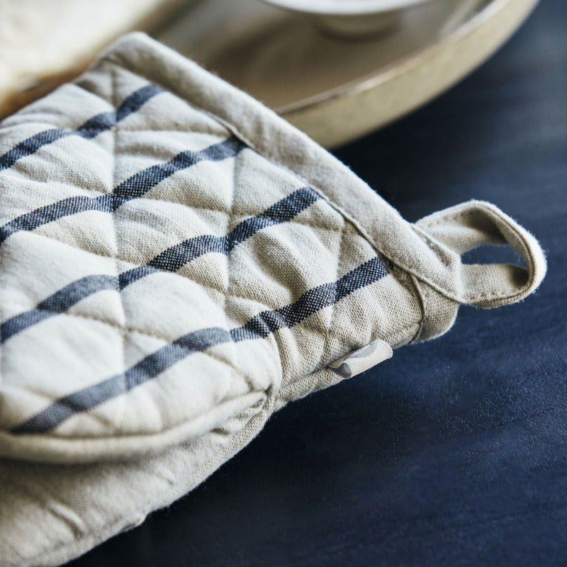 Ovnhandske - sort strib | House Doctor - Nordic Home Living